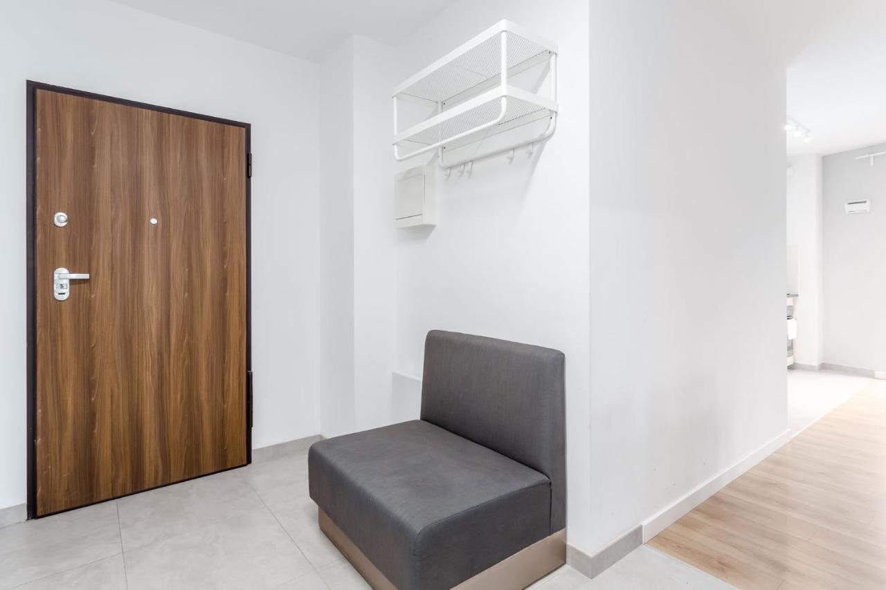Chill Marywilska Apartment Warsaw